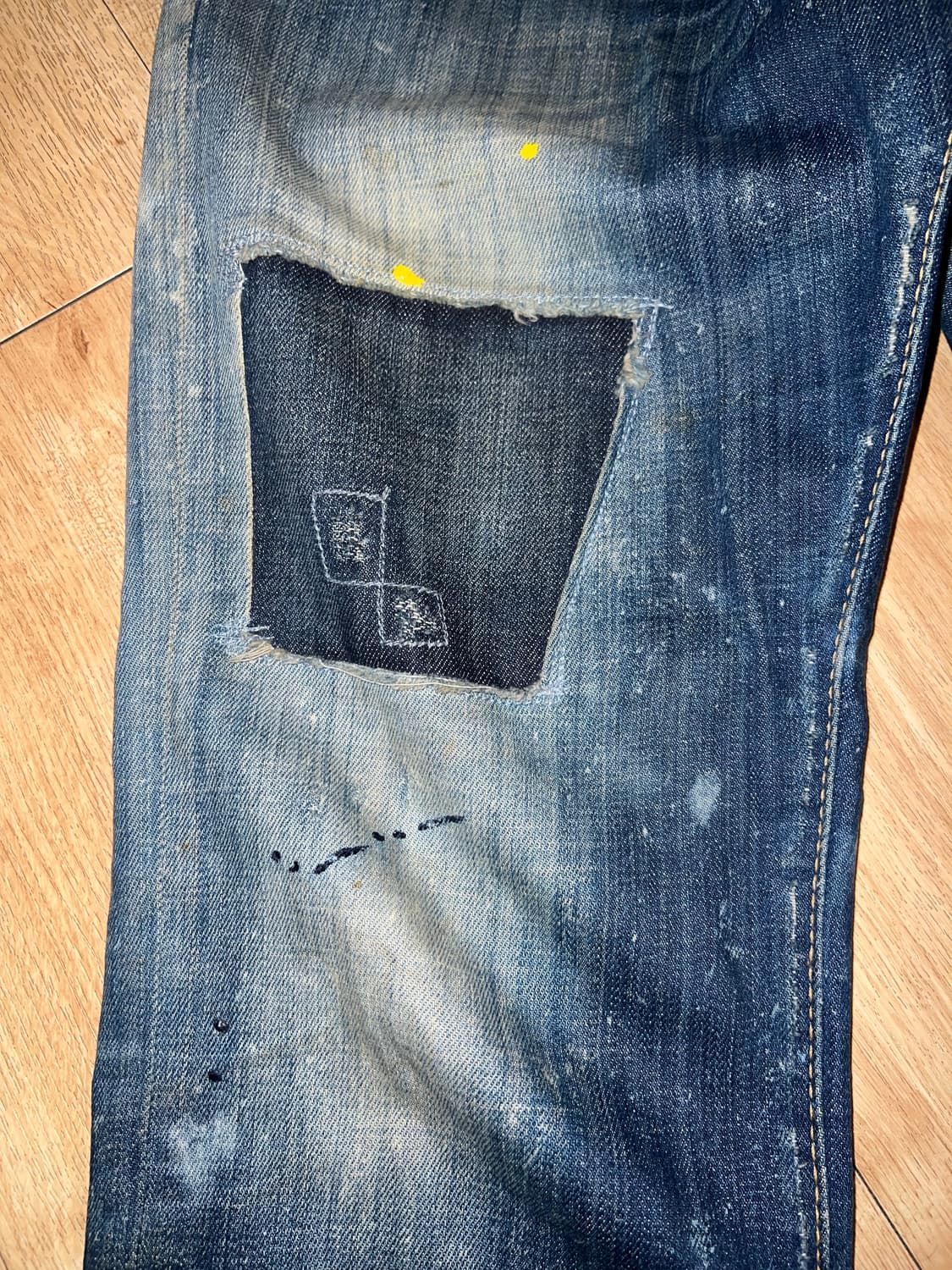 Dsquared2 Patch & Paint Denim Jeans 상품이미지3