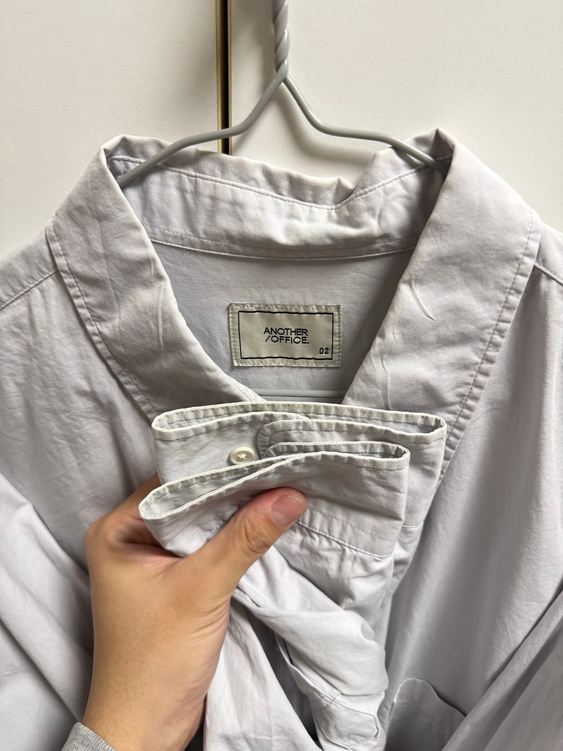 [03] 어나더오피스 23AW 볼드 가먼트 셔츠 도브 그레이 L 상품이미지5