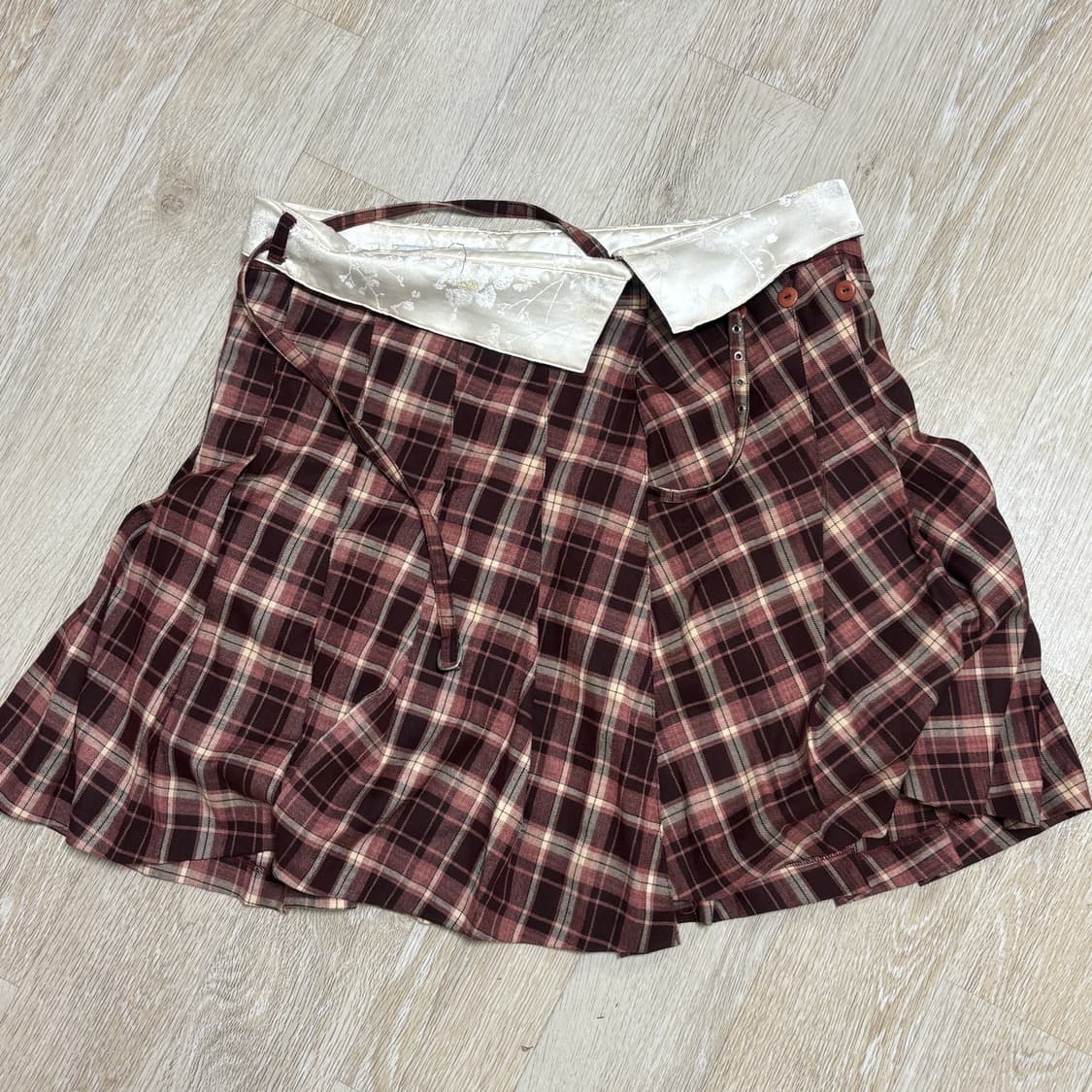 스컬프터 폴더 웨이스트 플리츠 스커트 레드 체크  상품이미지1