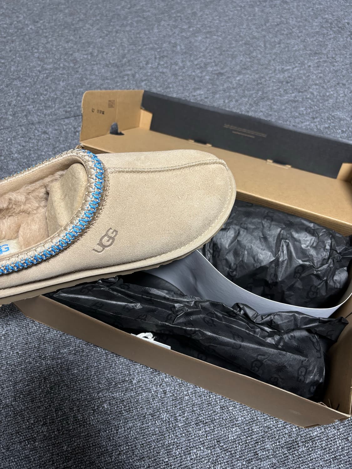 (새상품)UGG 어그 타스만 270 상품이미지1