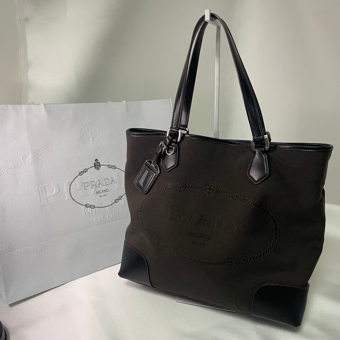 [A급] 프라다 캔버스 로고 숄더백 상품이미지3
