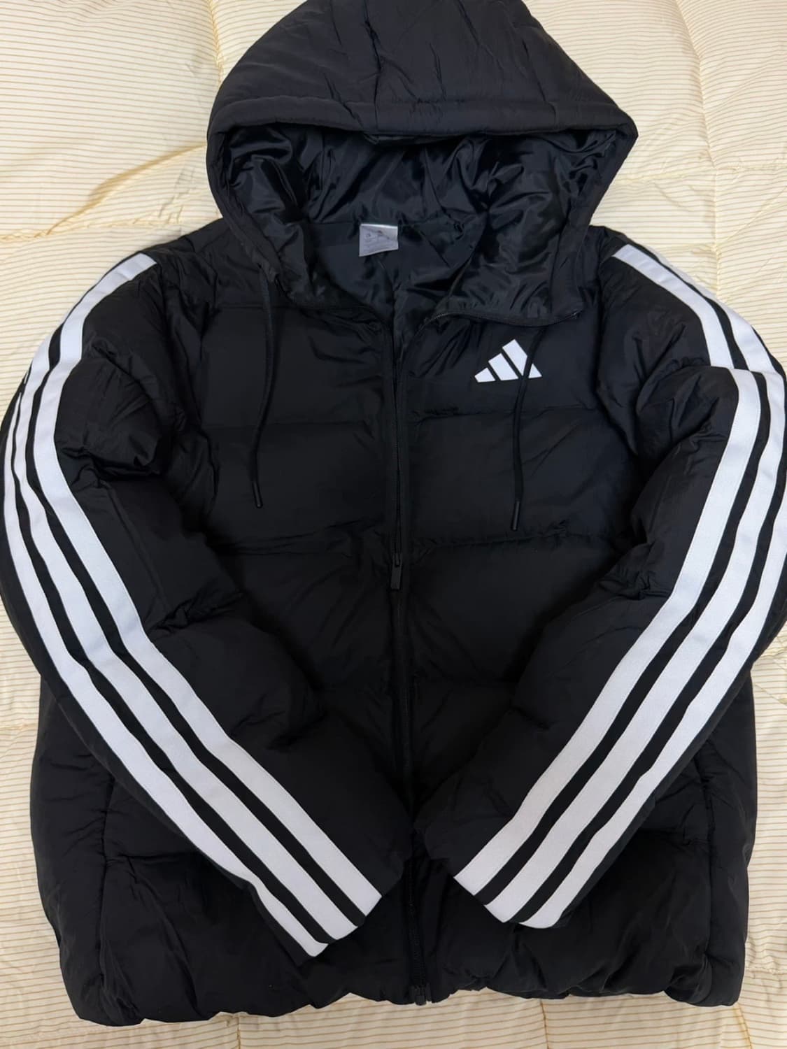 아디다스 푸퍼 다운 패딩 M 상품이미지1