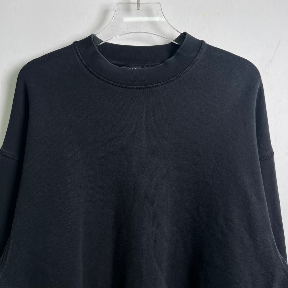 COS 코스 블랙 맨투맨 M 상품이미지4