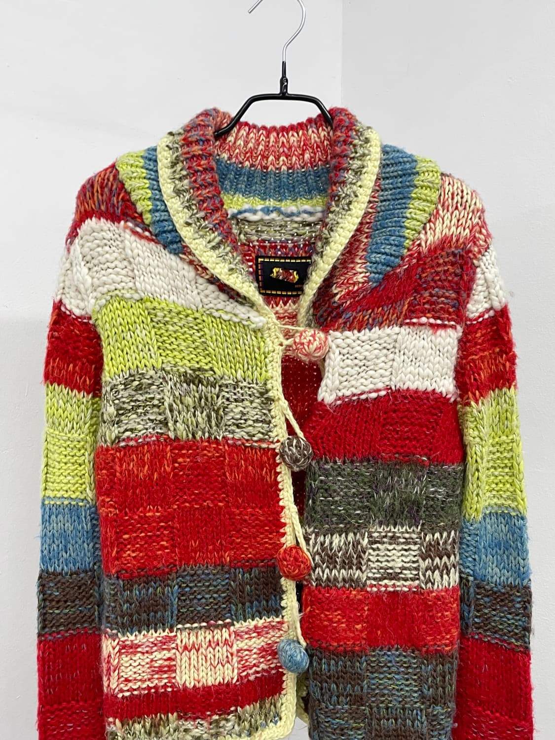 하구미 컬러 버튼 니트  상품이미지7