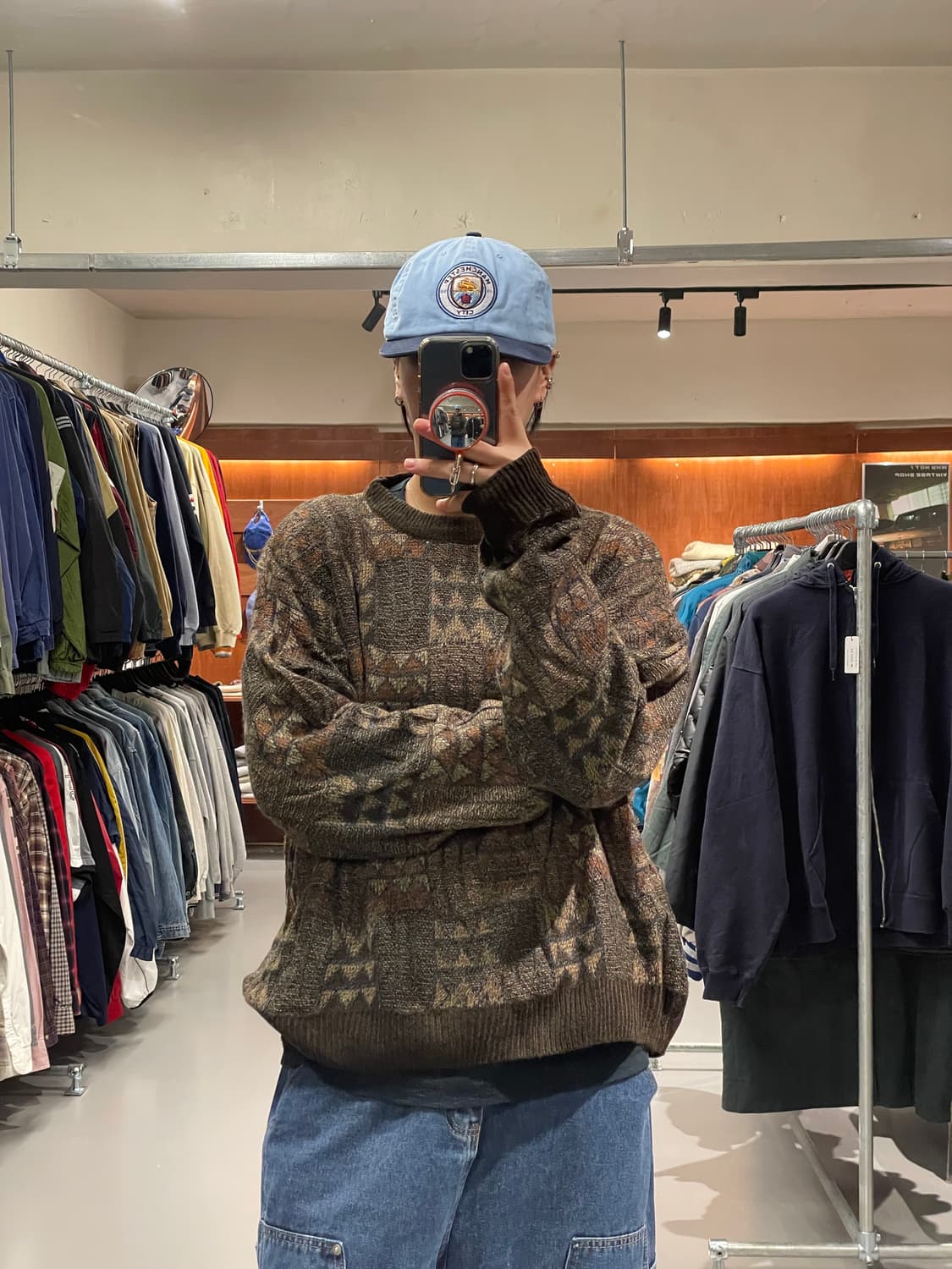 빈티지 패턴 아크릴 니트 상품이미지1