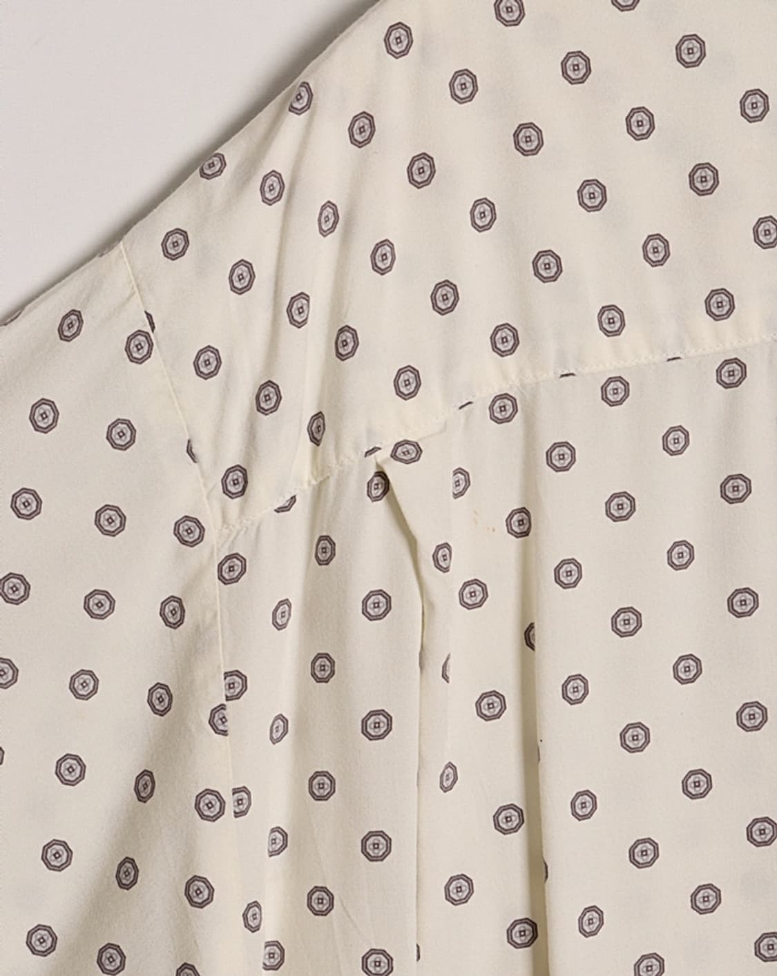 G U Pattern Rayon Shirts 상품이미지6