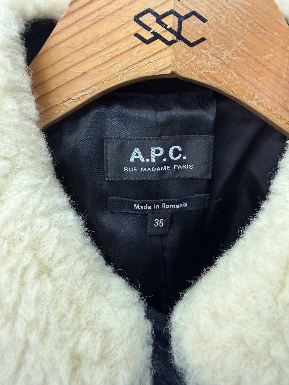 정품) A.P.C. 아페쎄 여성 넥 카라 코트 네이비 36 상품이미지6