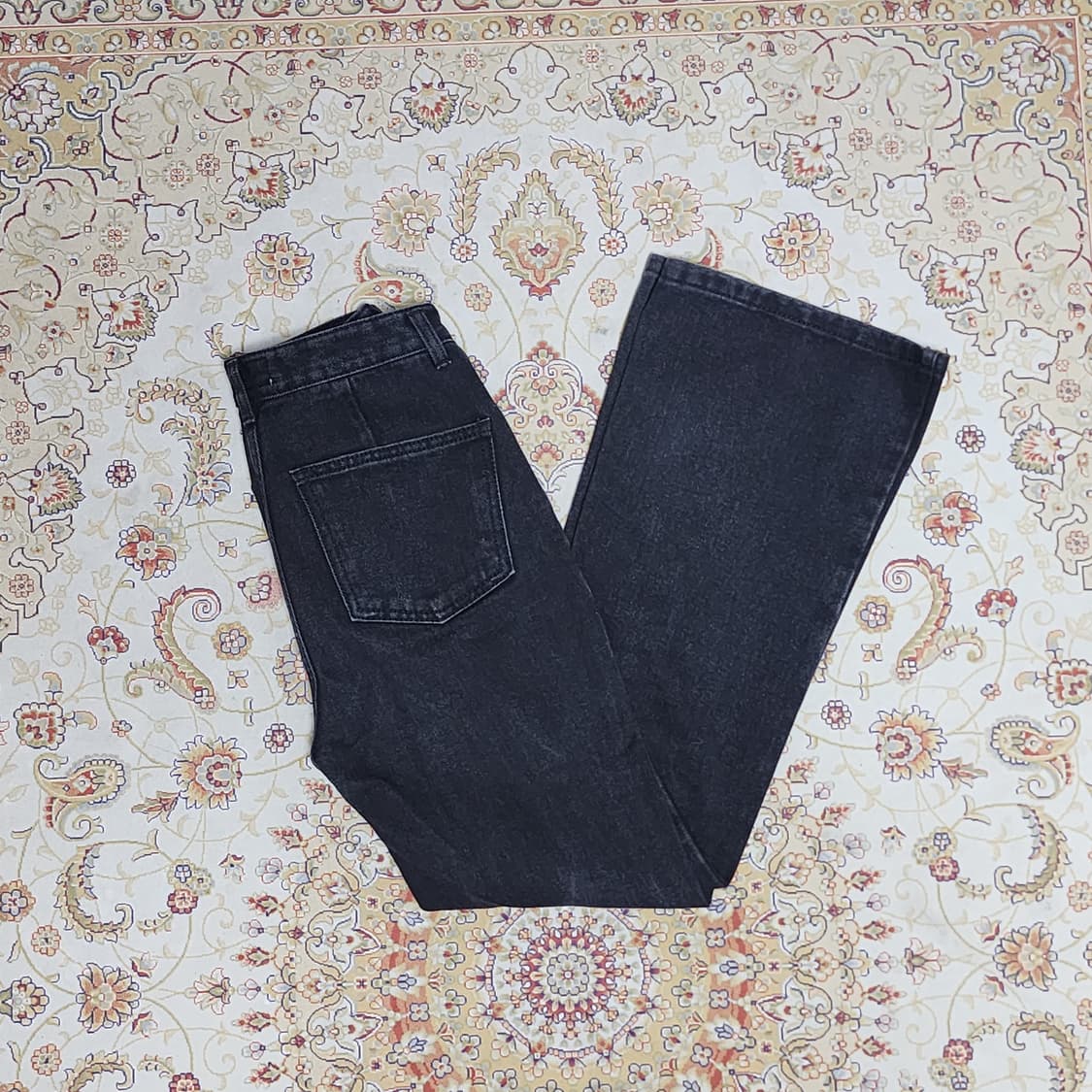 Moia 모이아 흑청 부츠컷 데님
24-25 상품이미지1