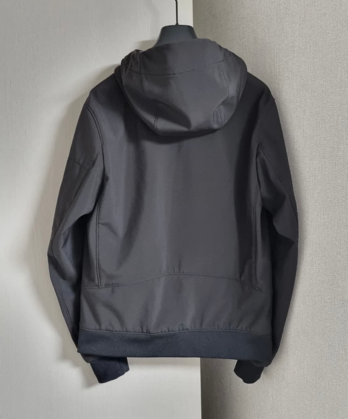 cp컴퍼니 쉘 렌즈 후드집업 상품이미지2