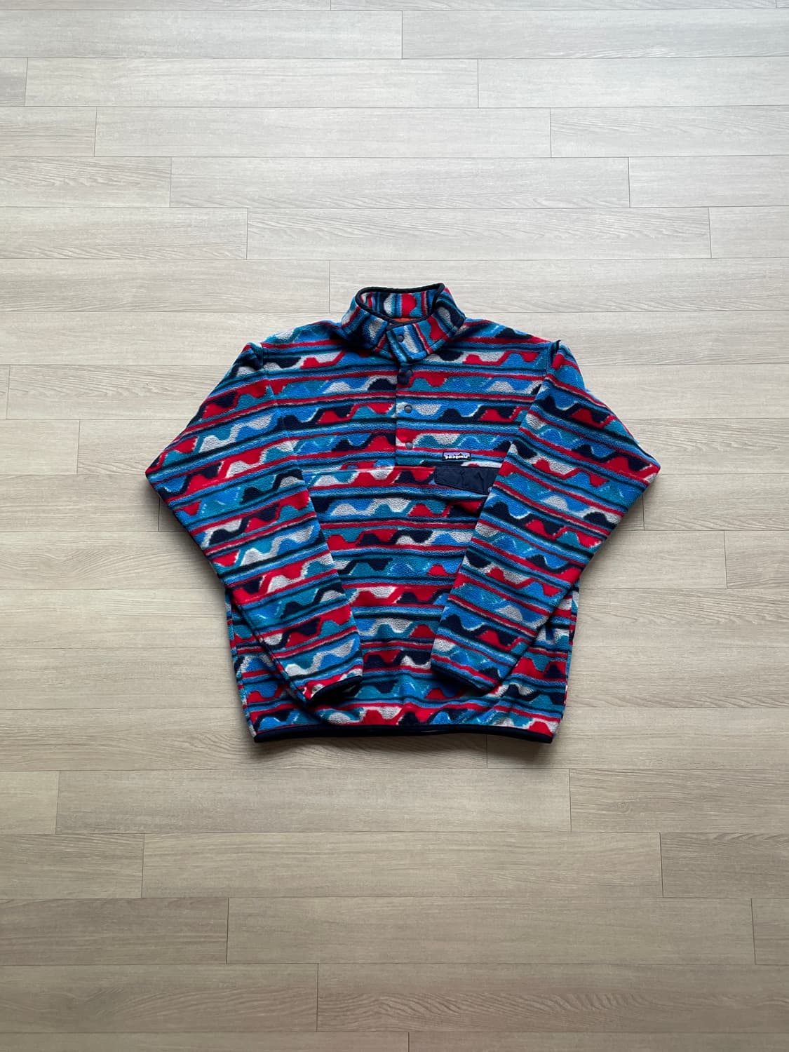 파타고니아 신칠라 웨이브 블루 패턴  상품이미지1