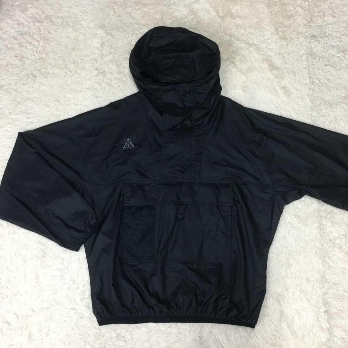 나이키 ACG 바람막이자켓 BB20


 상품이미지1