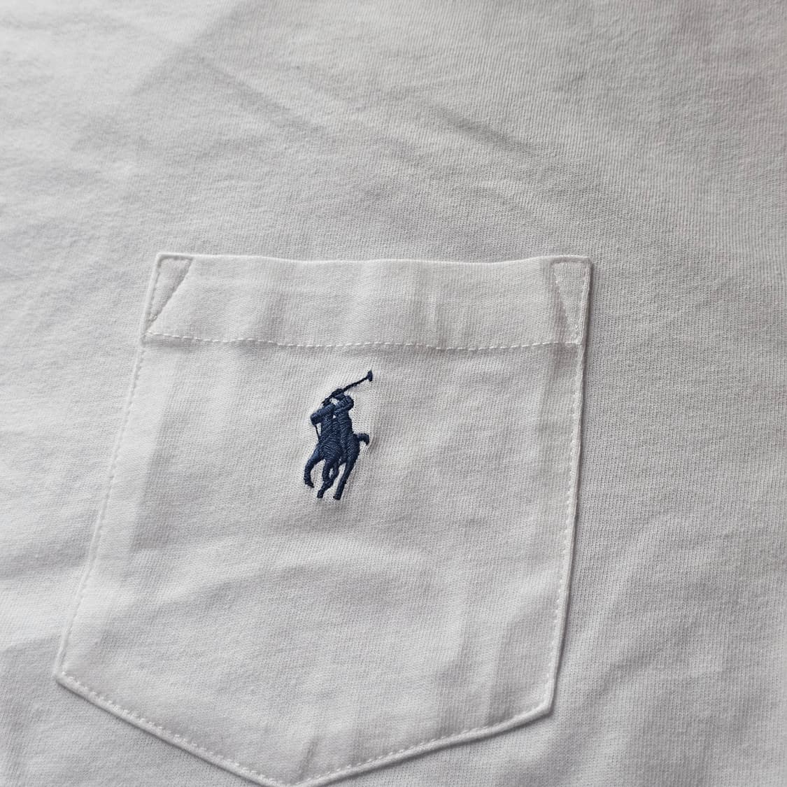 국내판 새제품L(정가9.5만) 폴로 크루넥 포켓티 반팔 티셔츠 화이트 상품이미지3