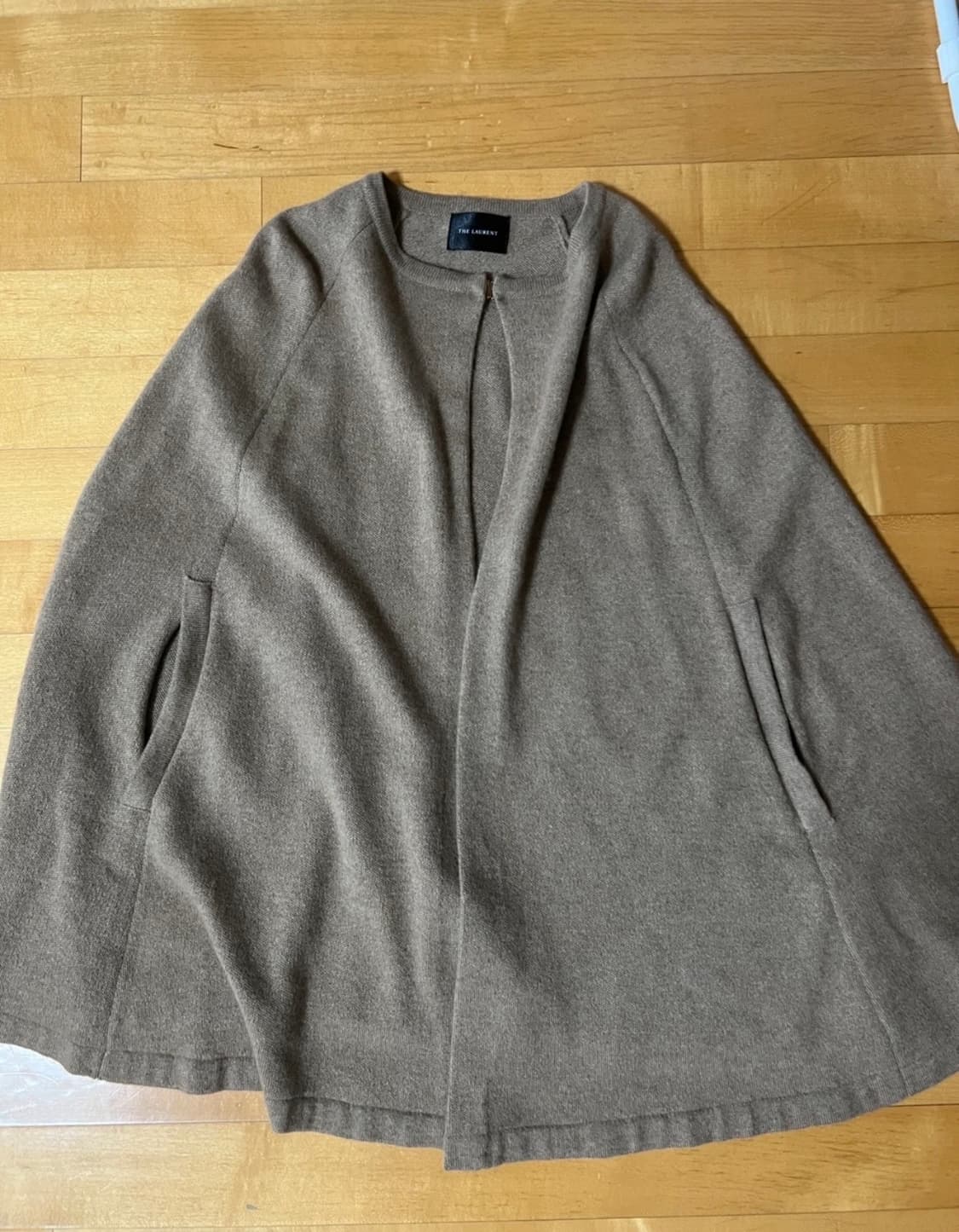 THE LAURENT 울 케이프 코트 상품이미지5