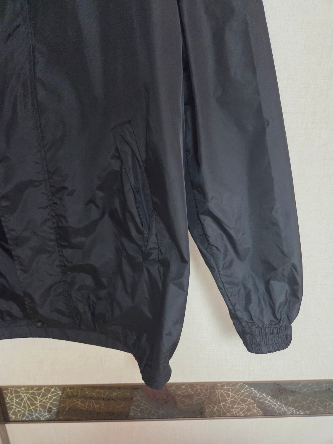 발렌시아가 후드 바람막이 105 상품이미지3