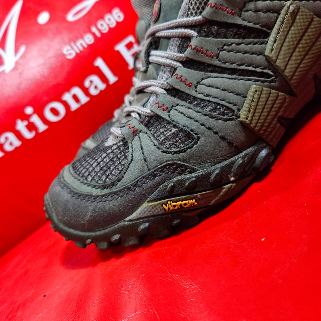 머렐(MERRELL) 비블람 고프코어 트래킹화
41  상품이미지3