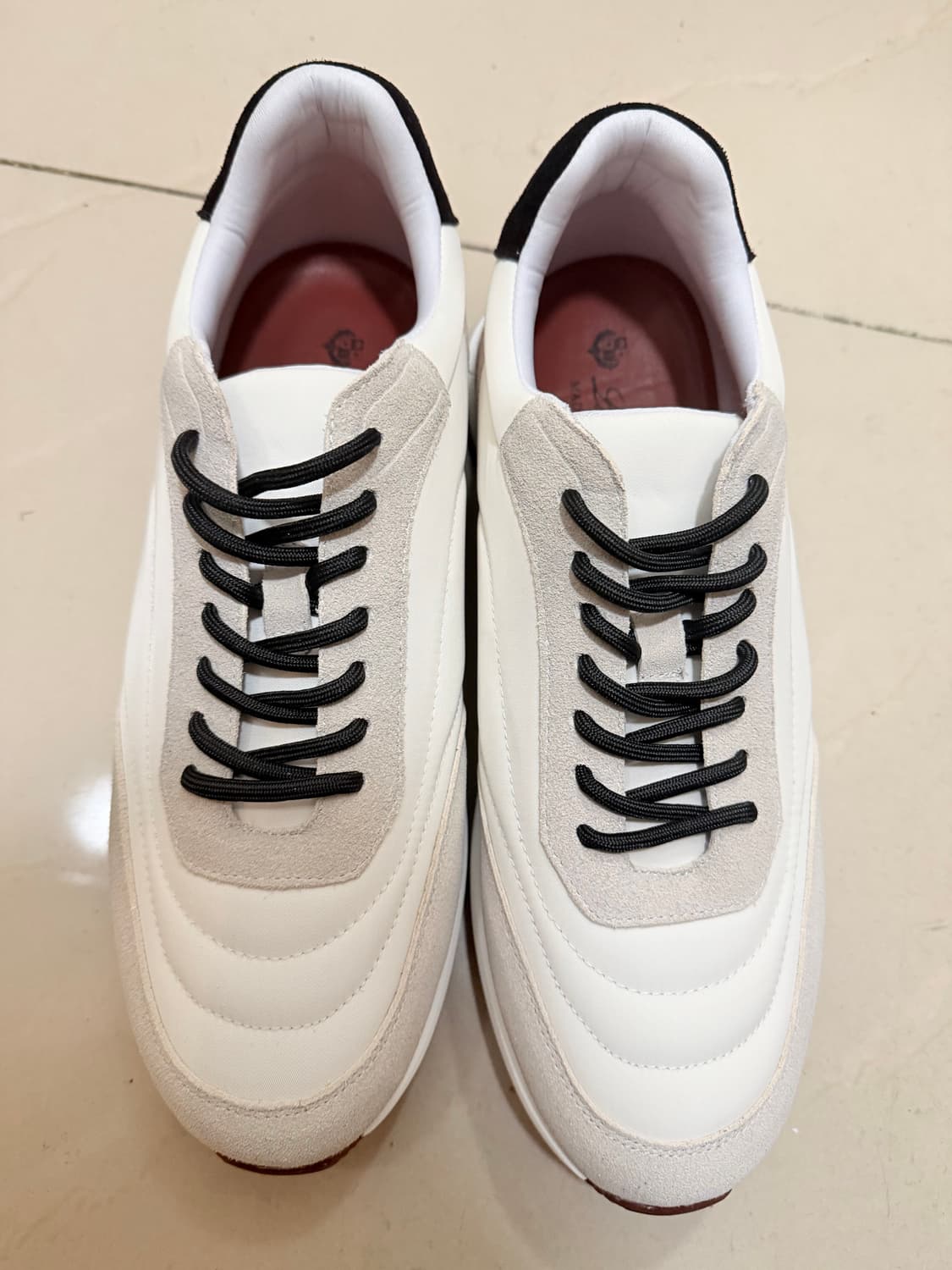 로로피아나 스니커즈 사이즈 44 단품 상품이미지1