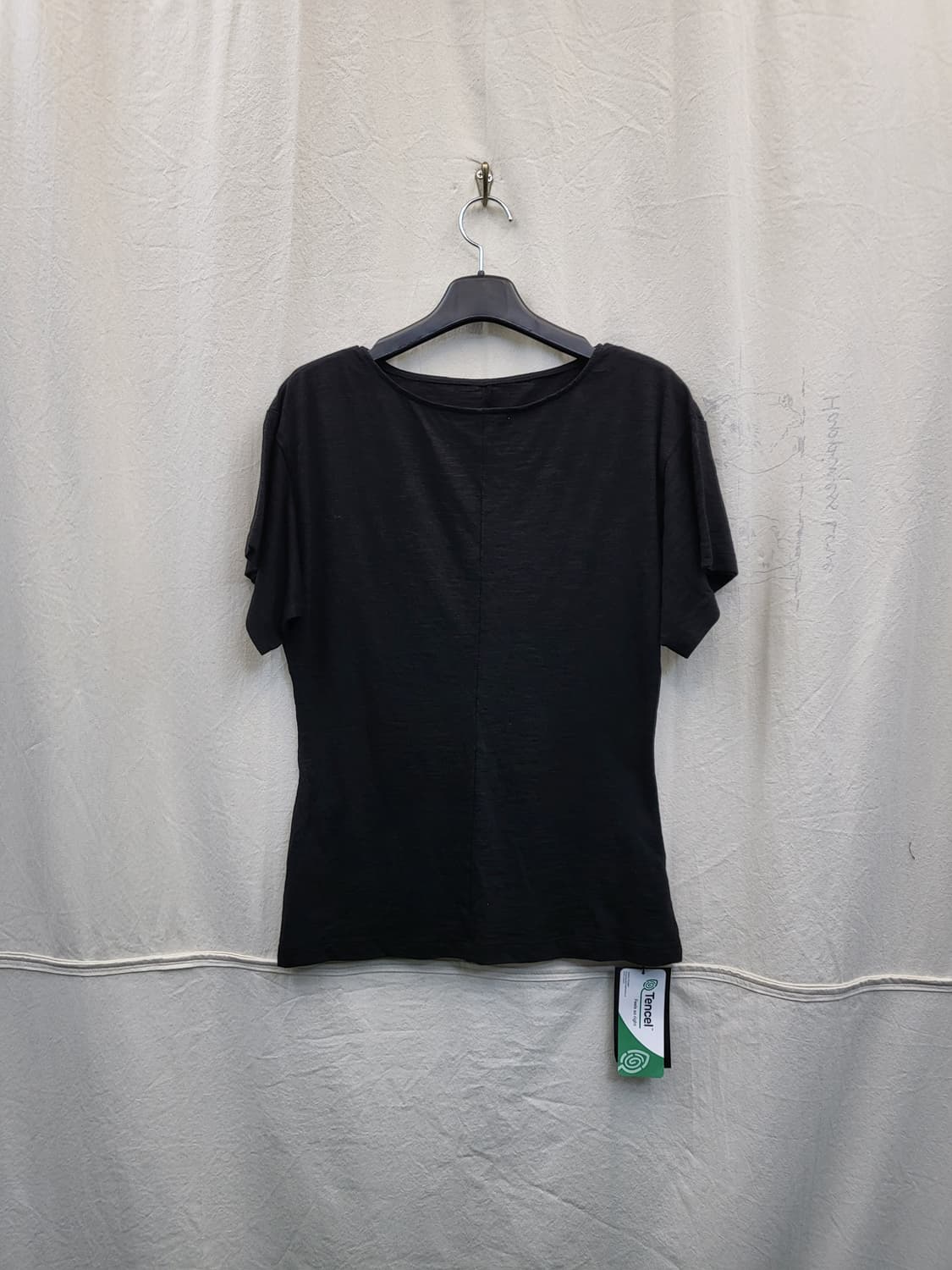 A&G 블랙 반팔 티셔츠 상품이미지1