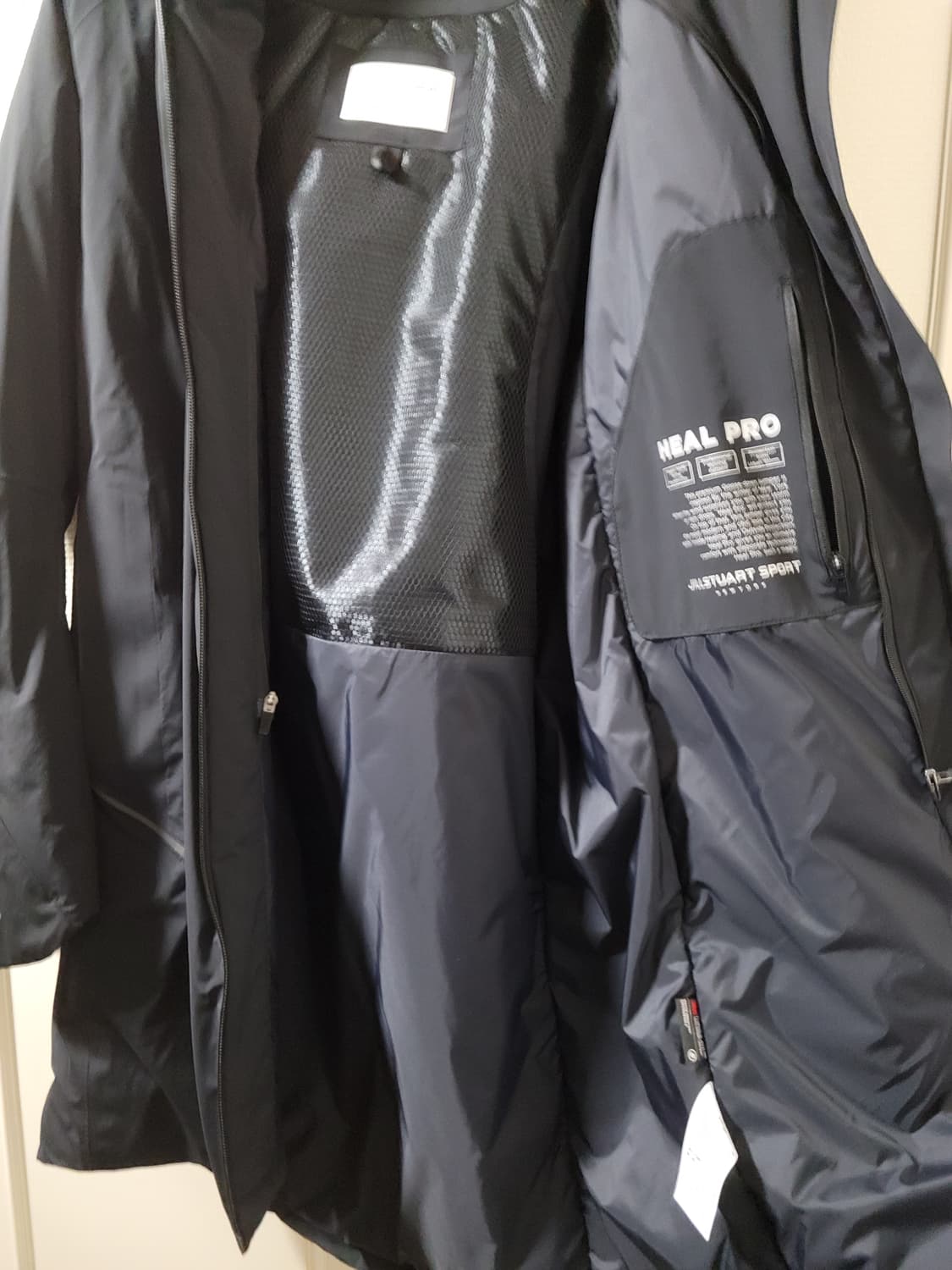 질스튜어트 뉴욕 스포츠 모던 라이트 롱패딩 블랙 남녀공용 95 사이즈 상품이미지8