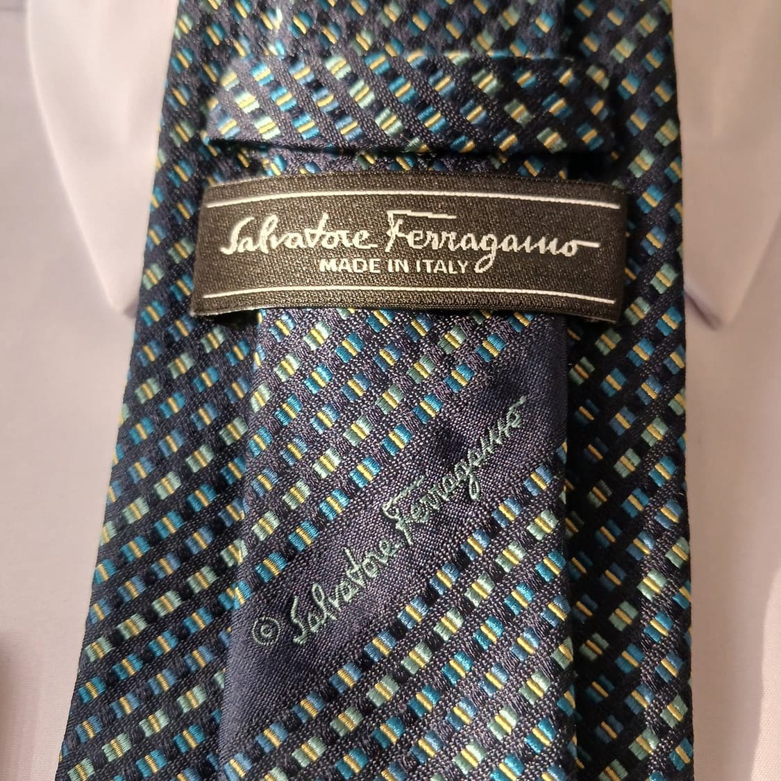 살바토레 페라가모 실크 네이비 넥타이 8.9cm A+~A등급 A18968 상품이미지5