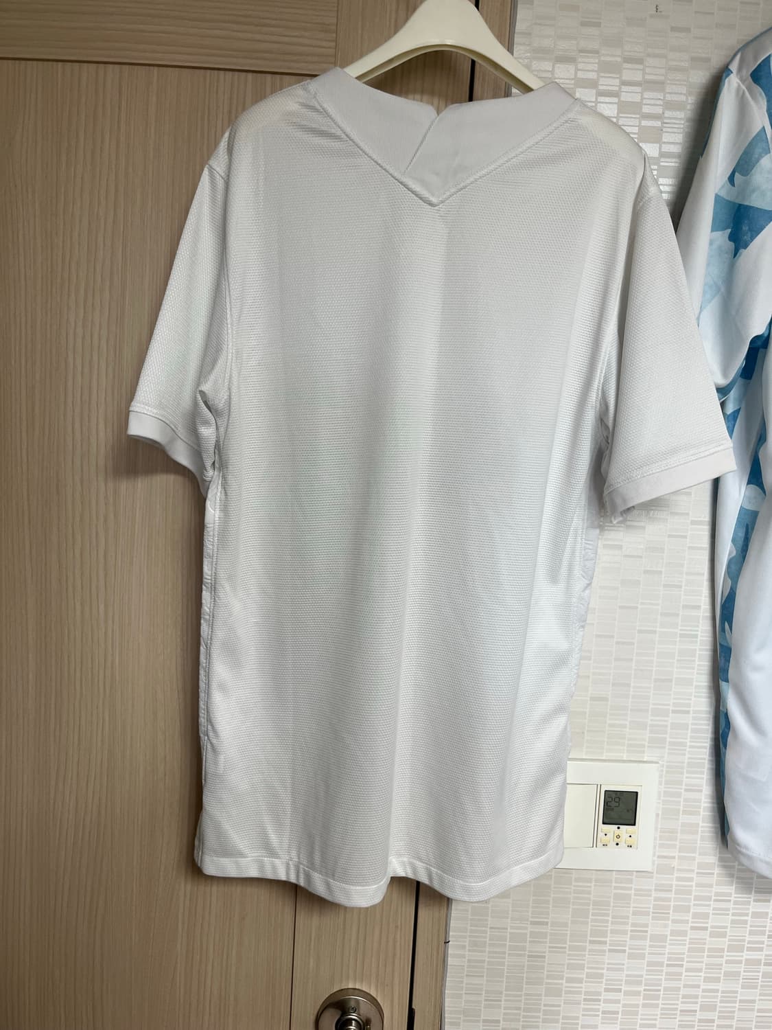 [m] 토트넘 21-22 홈 유니폼 상품이미지2