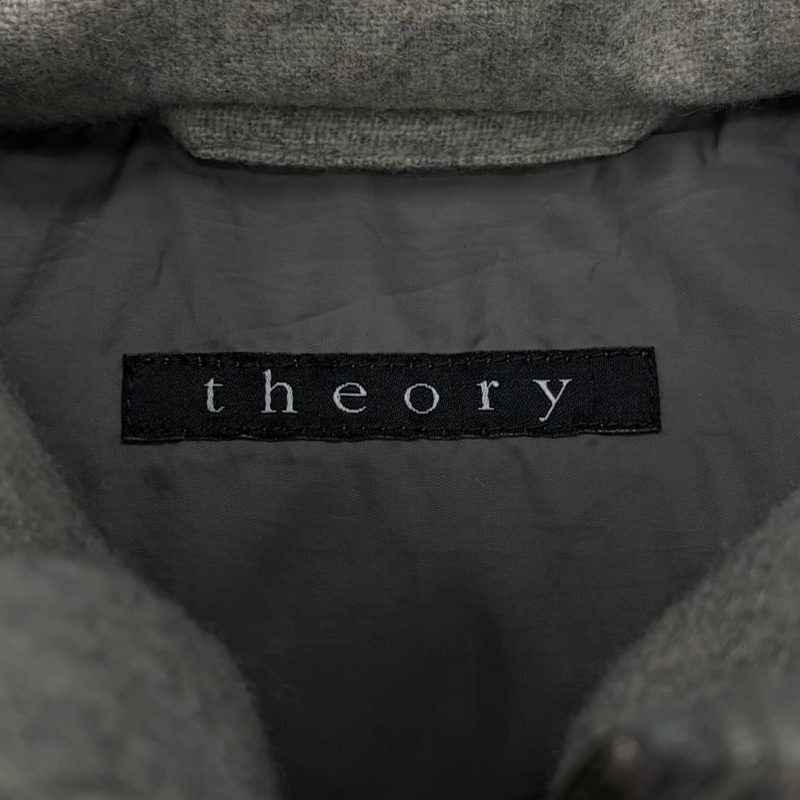 띠어리 투포켓 패디드 자켓 v1484  상품이미지7