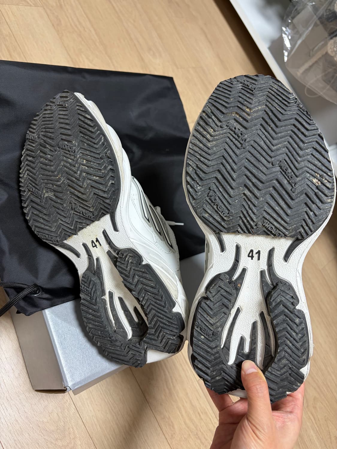 발렌시아가 먼데이 스니커즈 화이트 41 상품이미지5