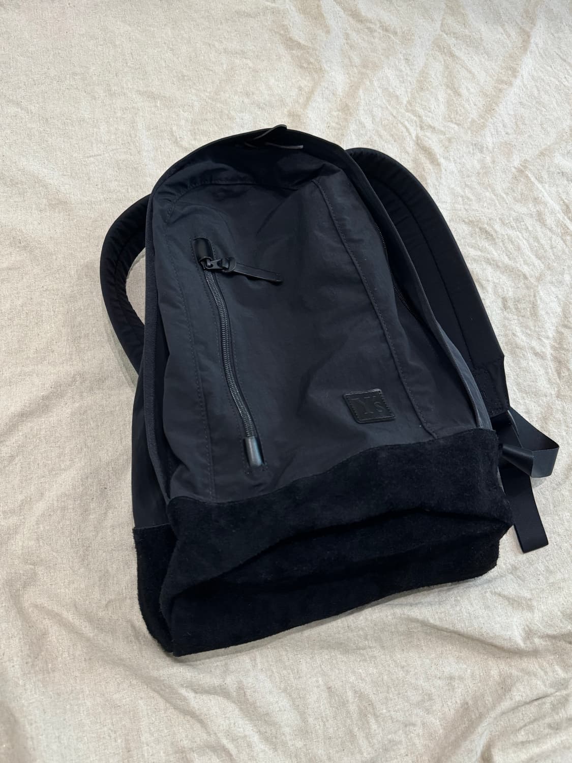 요지야마모토 23aw 나일론 스웨이드 짚 백팩 상품이미지5