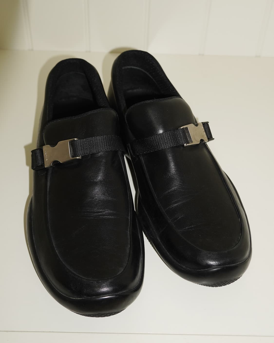 프라다 스트랩 로퍼 상품이미지9