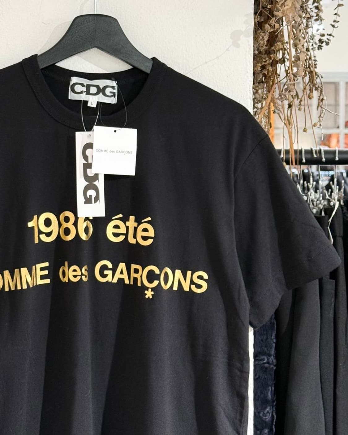 꼼데가르송 블랙 1986 ete 골드 로고 하프티 상품이미지3
