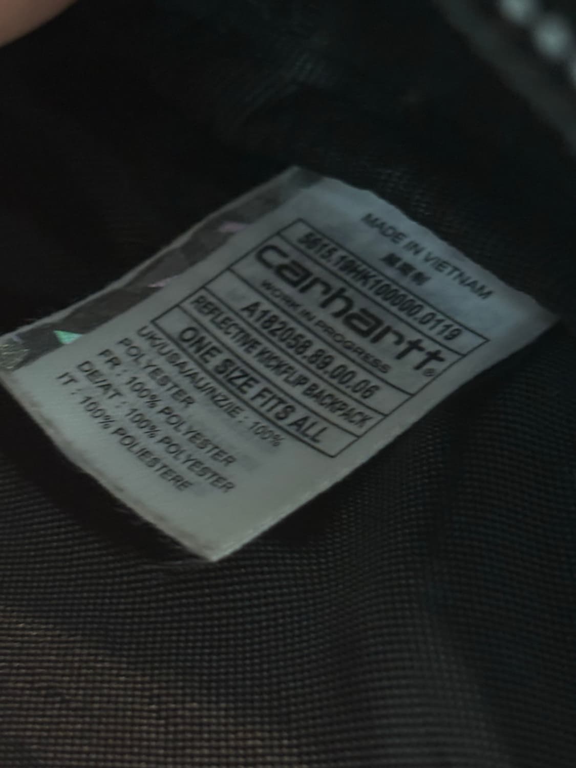 칼하트WIP 리플렉티브 킥플립 백팩 상품이미지4