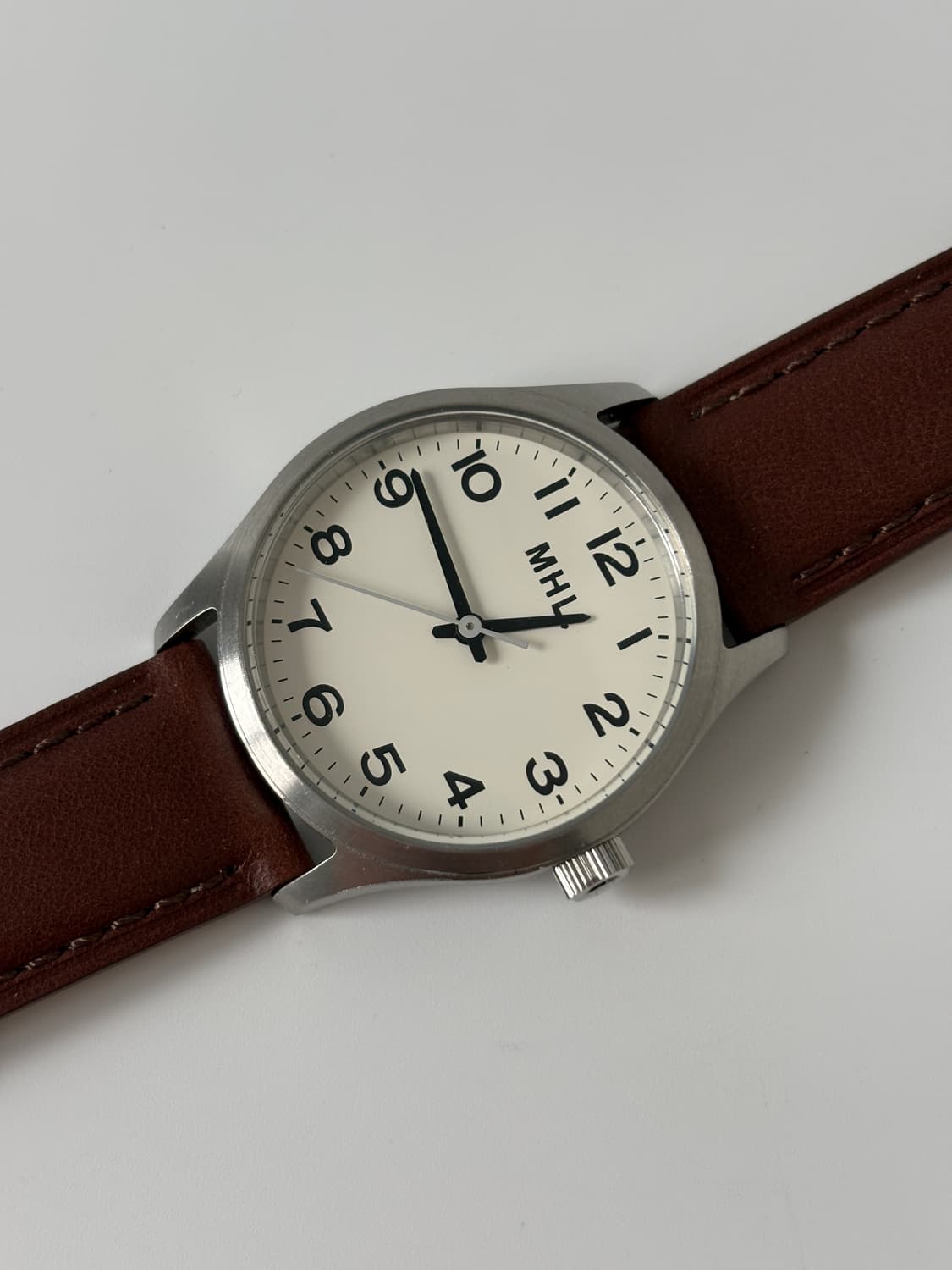 White Dial Arabic Silver Case Watch 상품이미지4