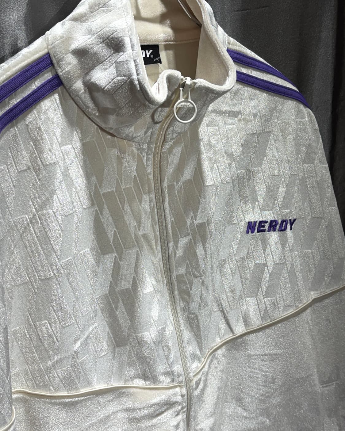 M 널디 패턴 벨벳 아이보리 트랙탑 상품이미지4