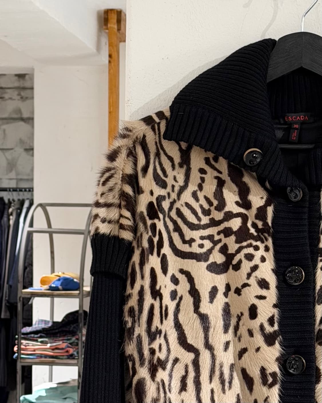 에스카다 브라운 블랙 레오파드 퍼 니트 가디건 상품이미지2