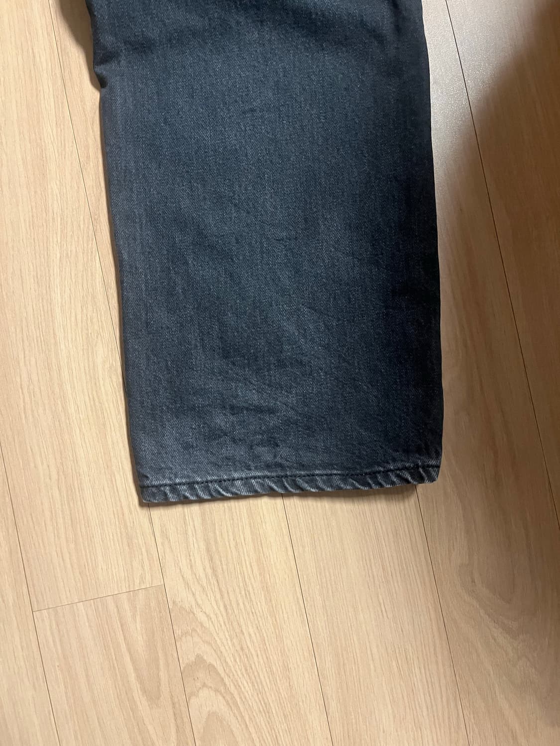 Uniqlo JWA 스트레이트 핏 데님 상품이미지4