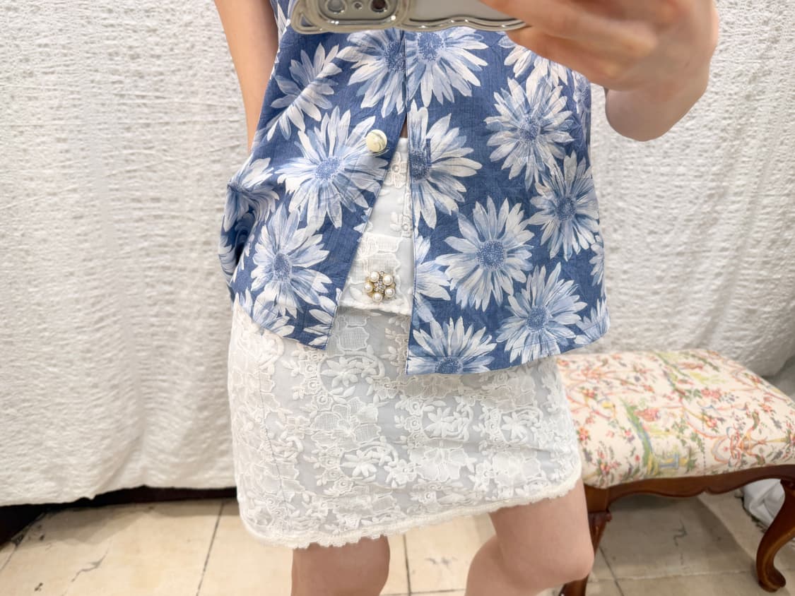 Floral lace pocket mini skirt 상품이미지1