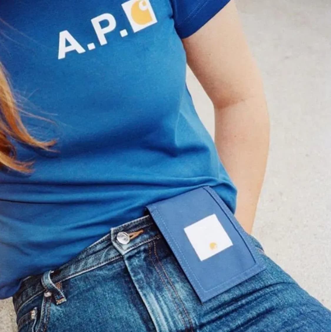 아페쎄 칼하트 콜라보 지갑 카드홀더 상품이미지2