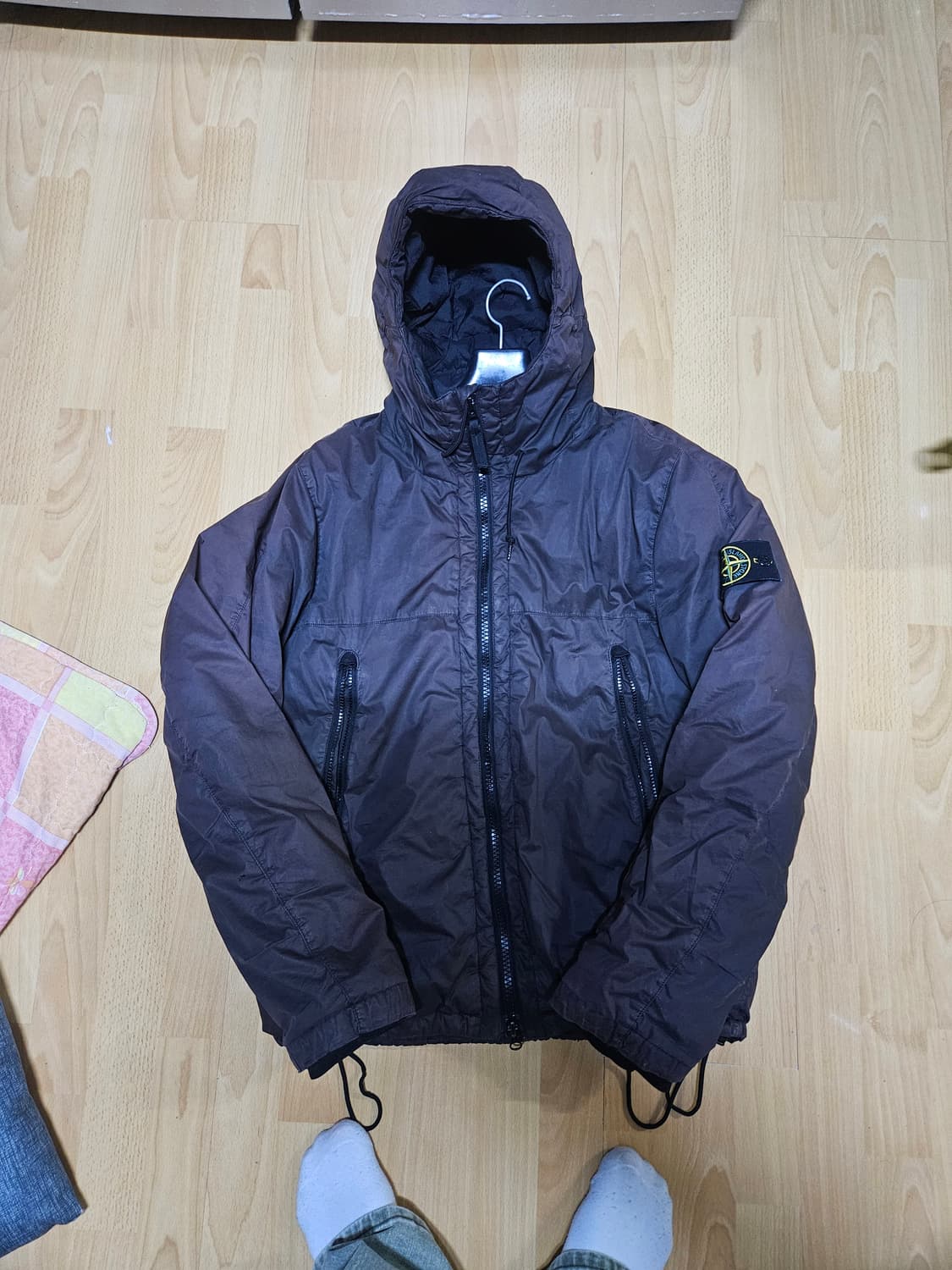 정품) 스톤아일랜드 가먼트 염색 다운 패딩 자켓 L사이즈 상품이미지1