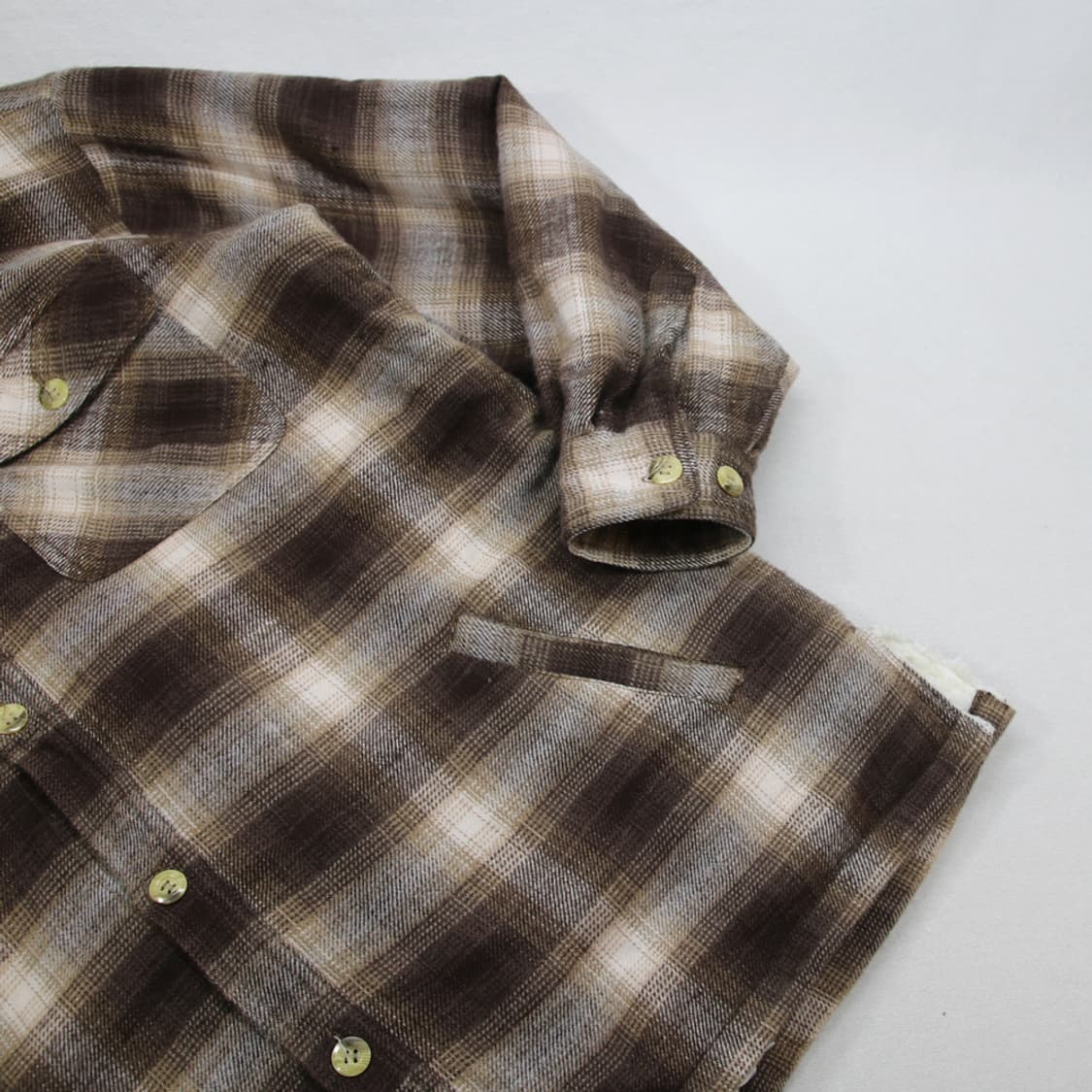 (착용컷) MOINEAU 양털 플란넬 체크 자켓 (남성용 105) 상품이미지6