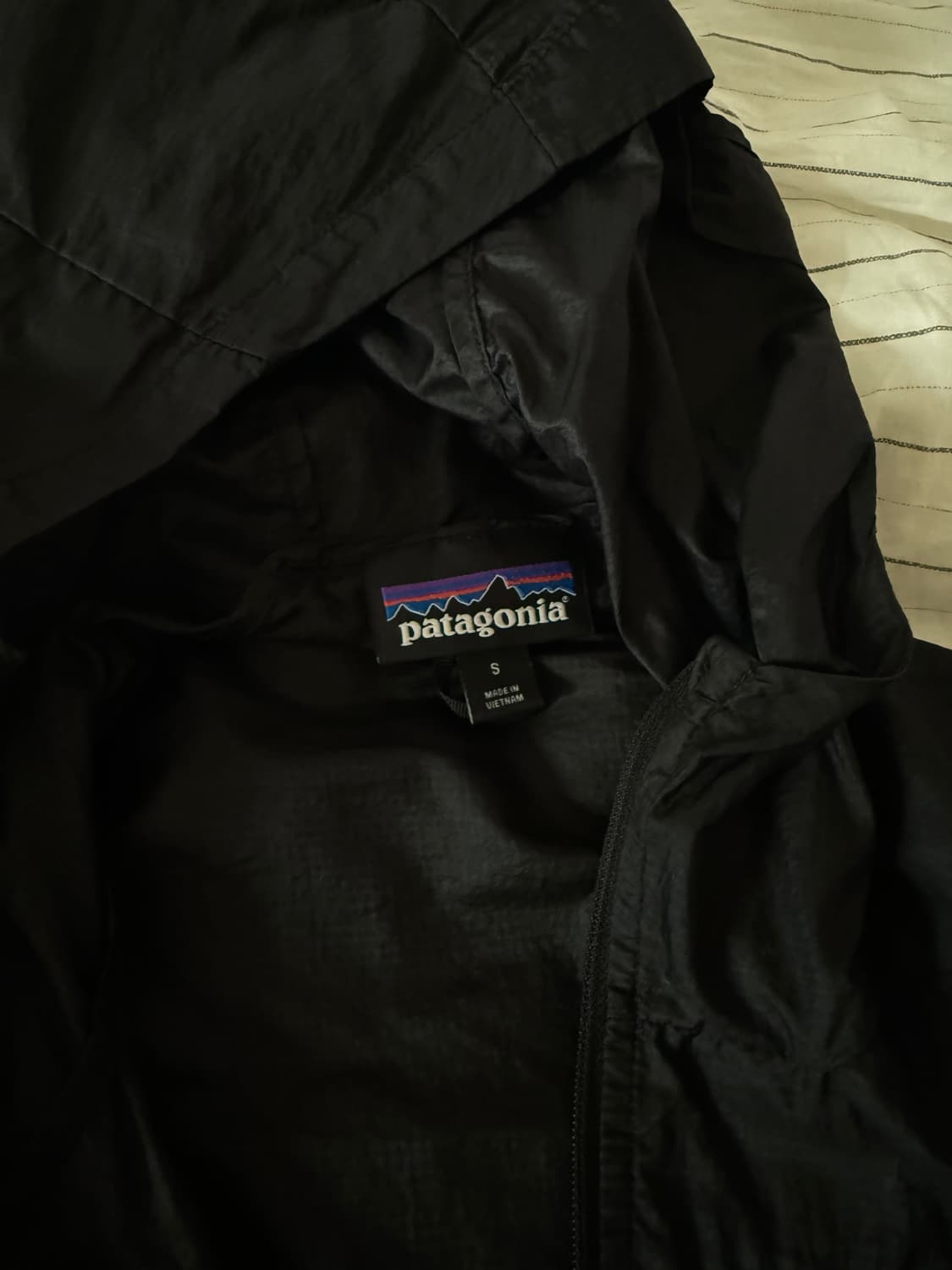 파타고니아 바람막이 후드니 자켓 S 상품이미지4