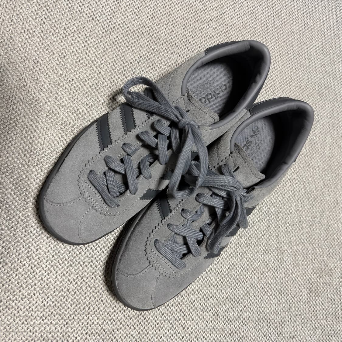 아디다스 슈타트 그레이 쓰리 그레이 파이브 상품이미지2