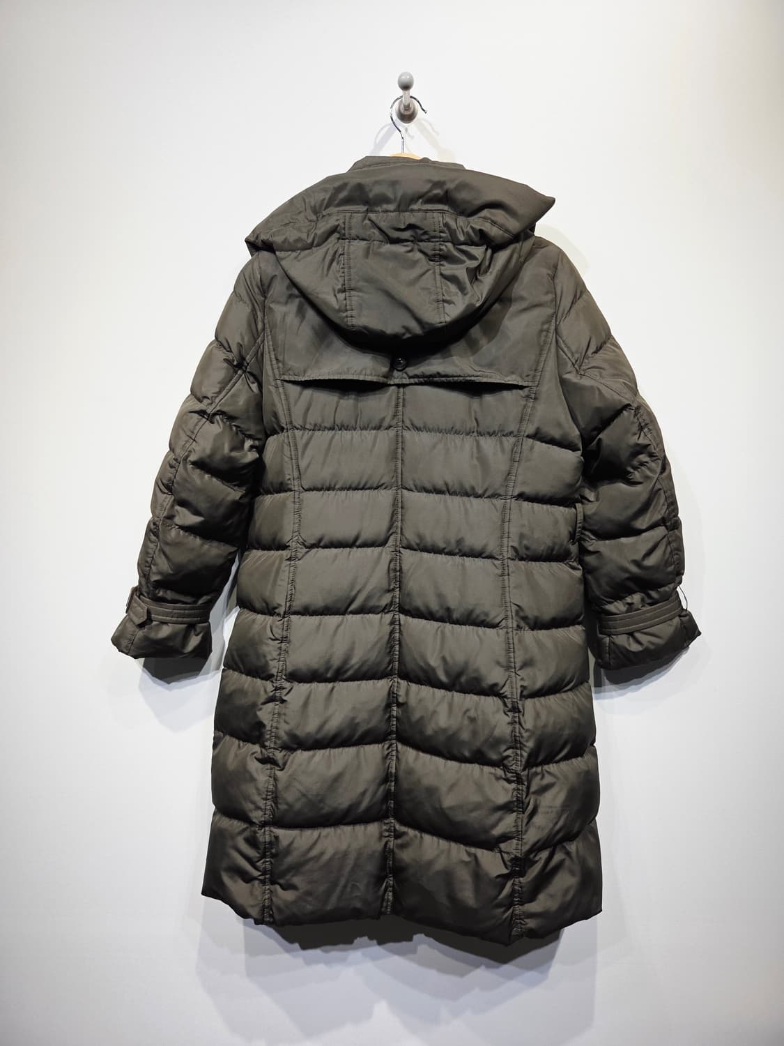 아쿠아스큐텀 시그니처 클럽체크 구스다운 더블 롱 패딩 상품이미지7