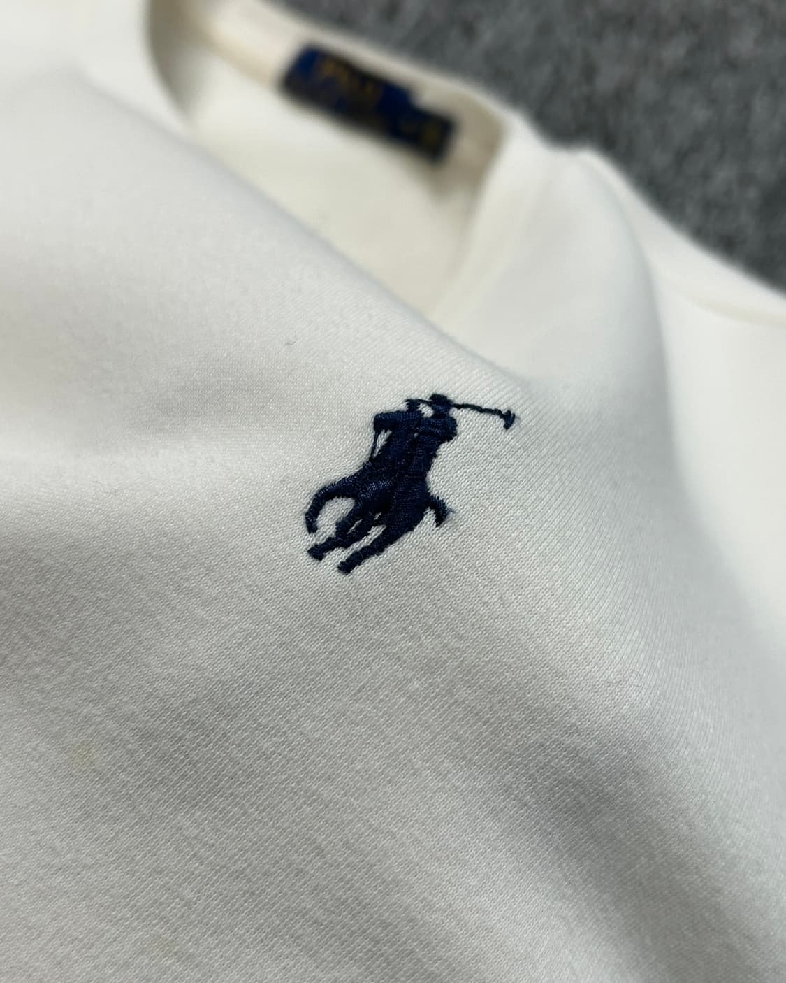 폴로 랄프로렌 아이보리 기모 맨투맨  상품이미지4