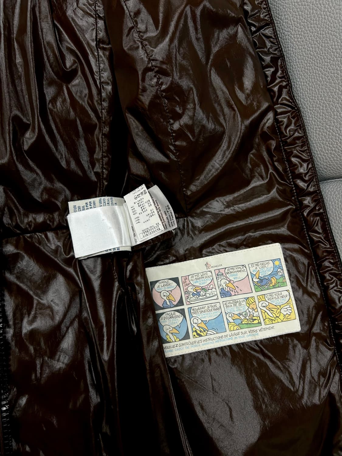 몽클레어 다이아몬드 유광 퀼팅 롱패딩(0/44) 상품이미지9