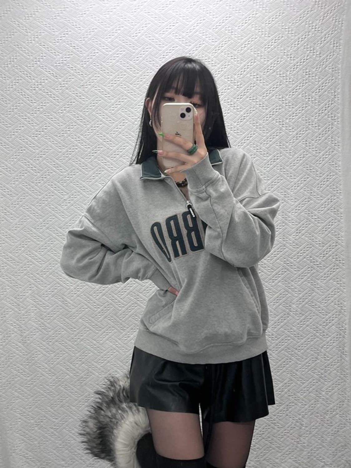 엄브로 올드스쿨 레트로 빅로고 반집업 맨투맨 100 C09299 상품이미지1