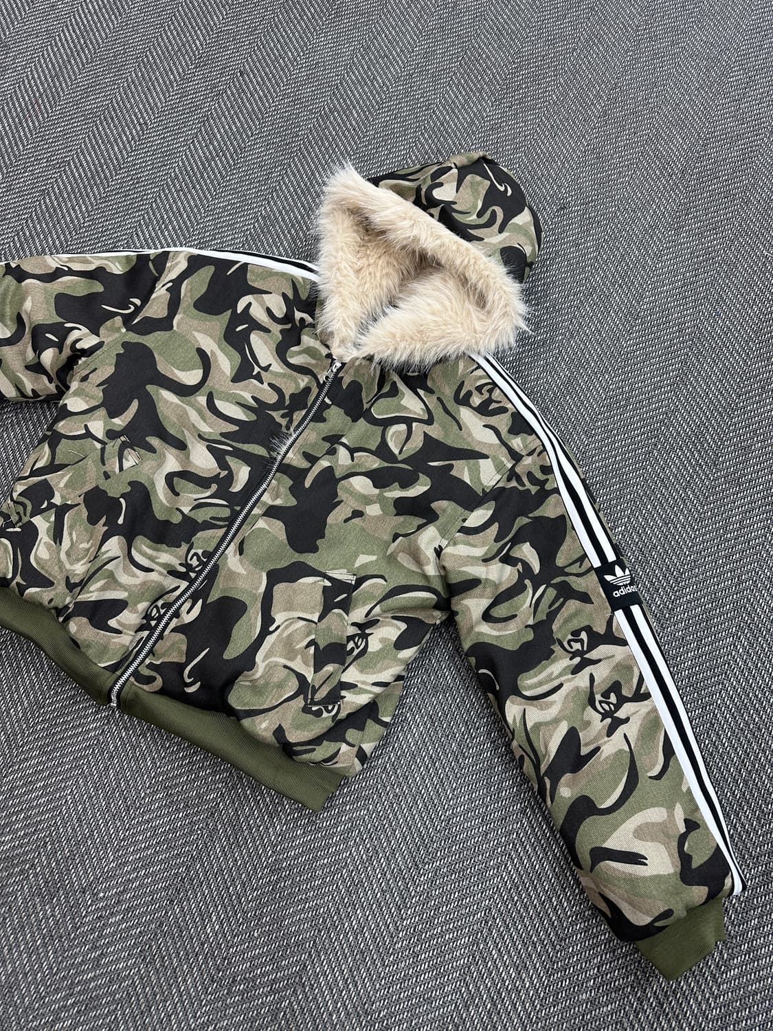 커스텀 카모 퍼 누빔패딩 상품이미지2