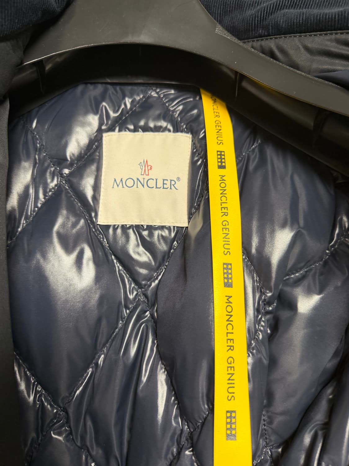 [3] 몽클레어 x 프라그먼트 지니어스 백스테이지 롱 코트 패딩 블랙 상품이미지5