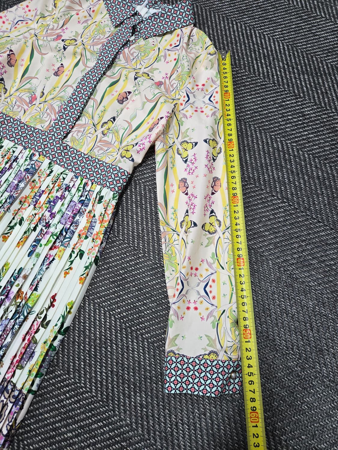 샤틴 SATIN 유니크 플라워 패턴 카라 플리츠 원피스 S211B671 상품이미지8