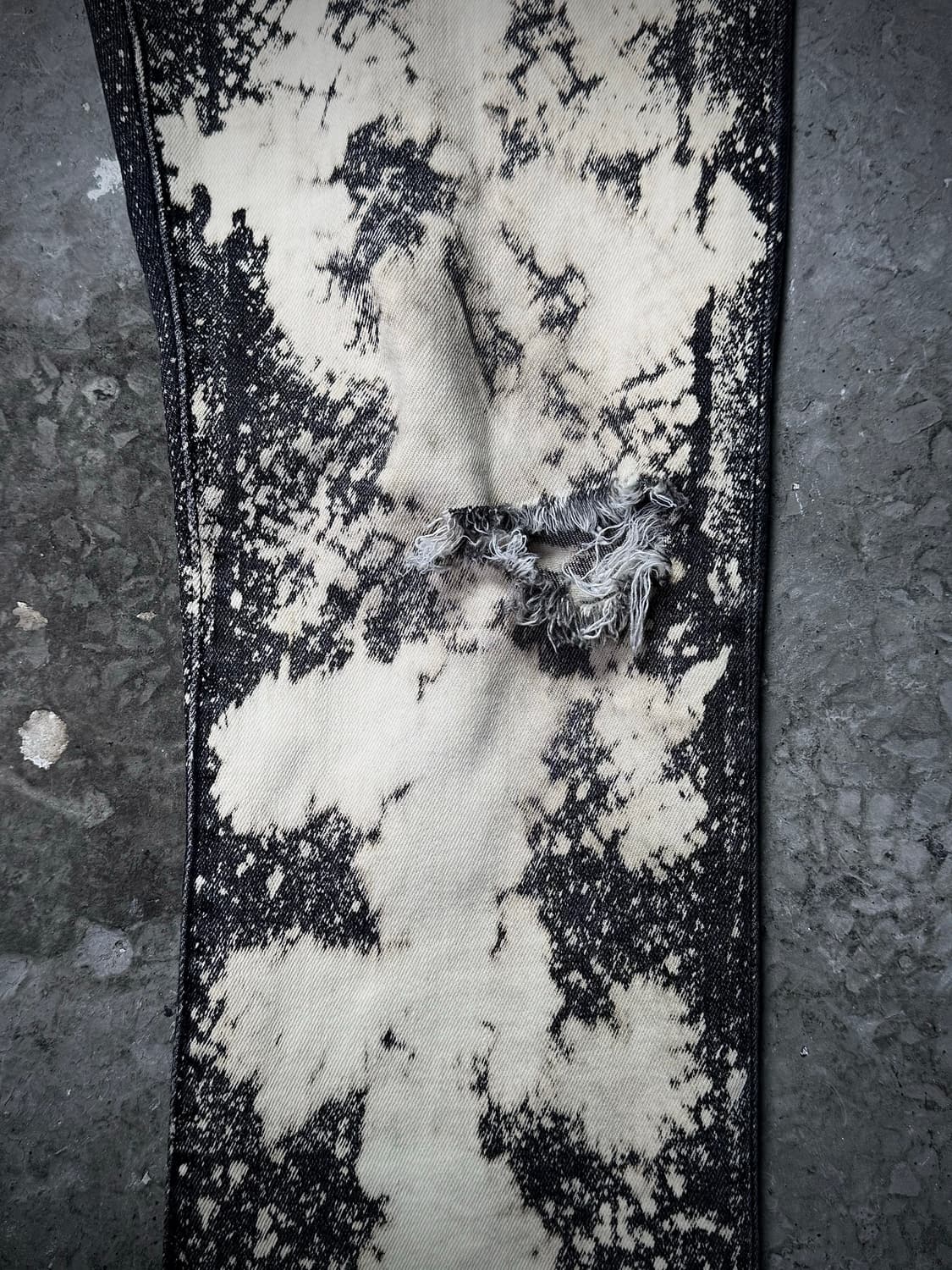 GAP Bleach Destroyed Skinny Denim Pants 상품이미지3