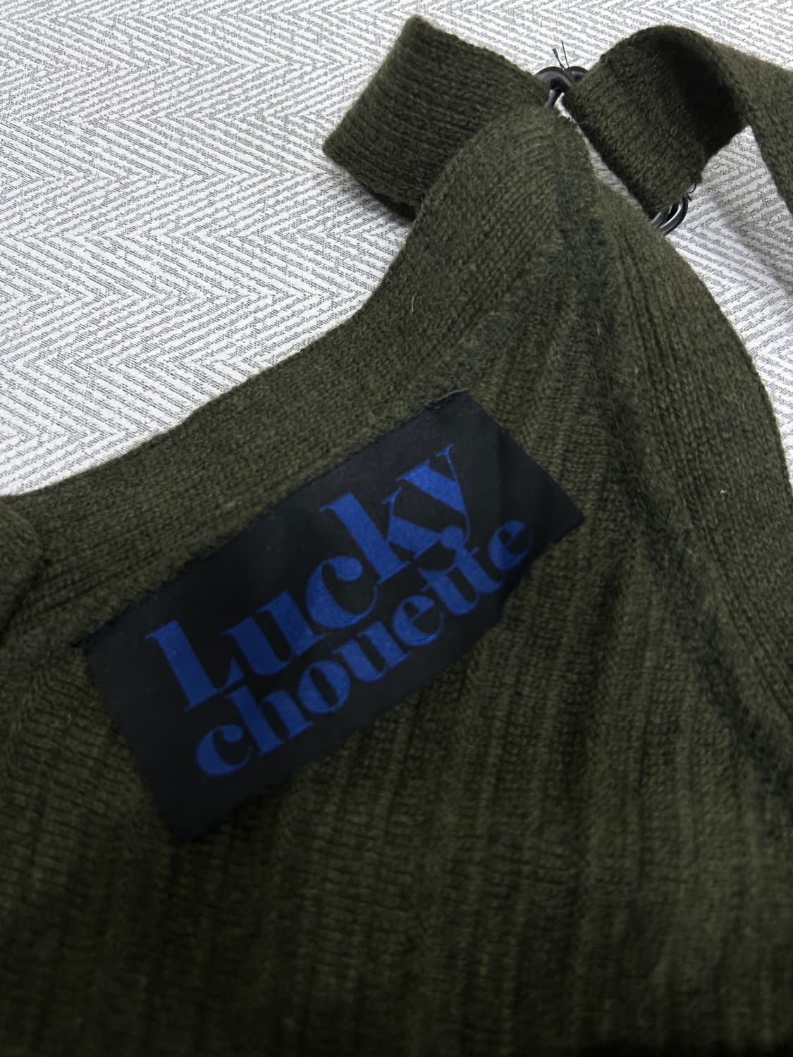 럭키슈에뜨 울 니트 프릴 롱원피스 F 카키 상품이미지7