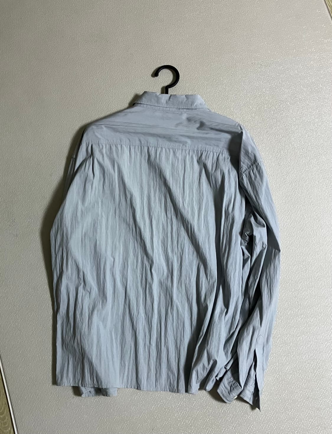 해칭룸 크롭셔츠 스카이블루 4size 상품이미지3